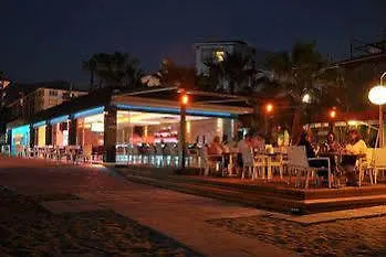 מלון Delfino Boutique 3*