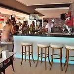 מלון Delfino Boutique 3*