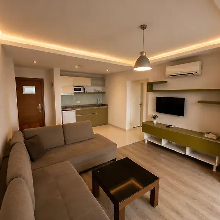 Delfino Boutique Apart Hotel