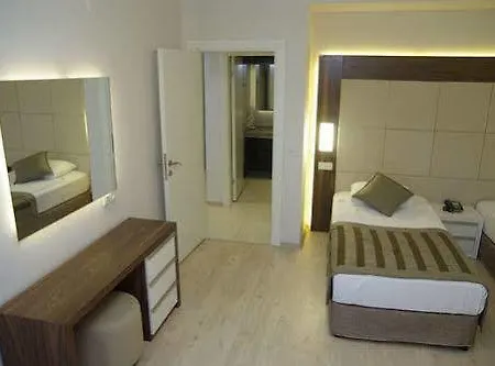 Delfino Boutique 3*