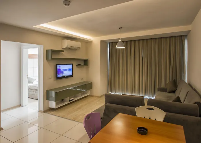 Delfino Boutique فندق ألانيا