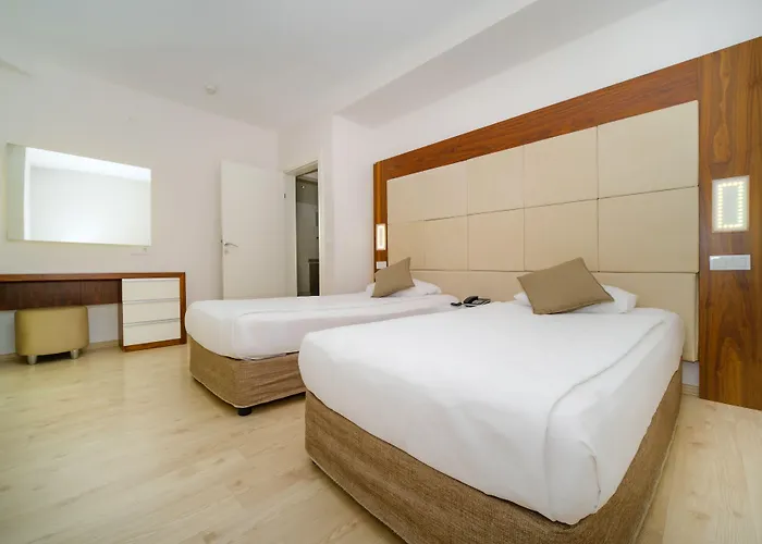 Delfino Boutique فندق ألانيا