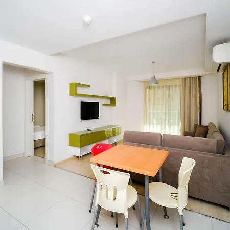 Delfino Boutique Hotell 3*